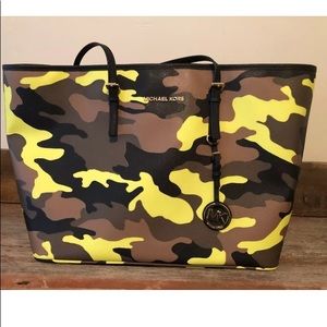 Michael kors Camo Tote